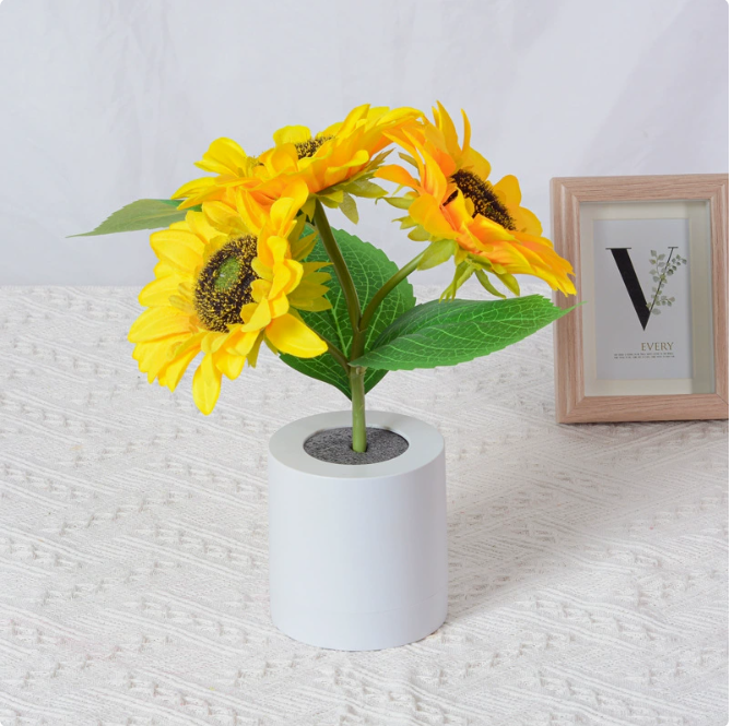 Sunflower LED Table Lamp